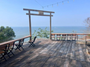 The mountain Sea View